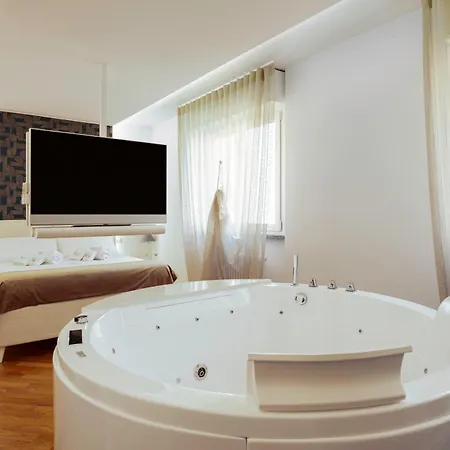 Bed&Dreams Con Jacuzzi Apartamento Bérgamo Exterior foto